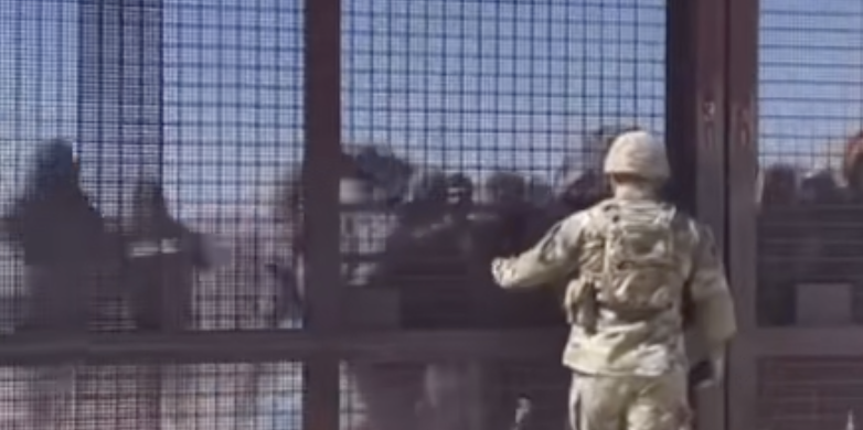 Video shows illegal immigrants storming US border wall